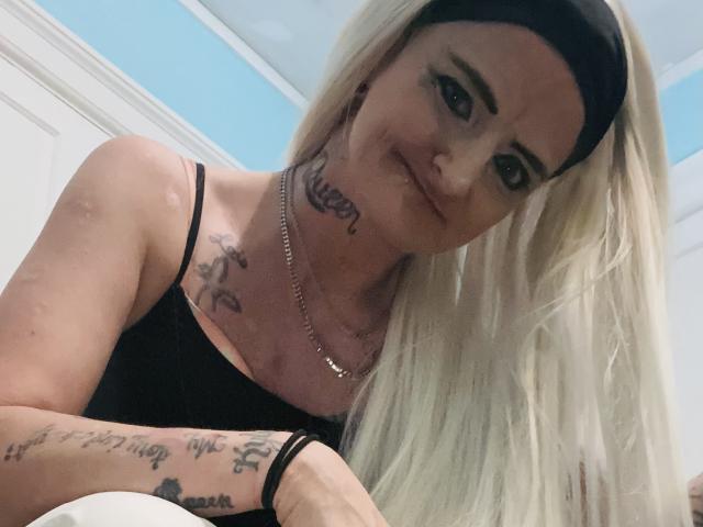 SexiCountryGaby - Live sex cam - 22334845