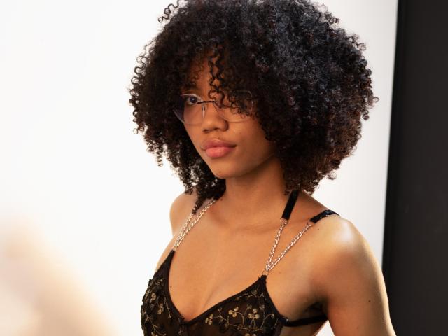 StormyBrunette - сексуальная веб-камера в реальном времени - 22340285