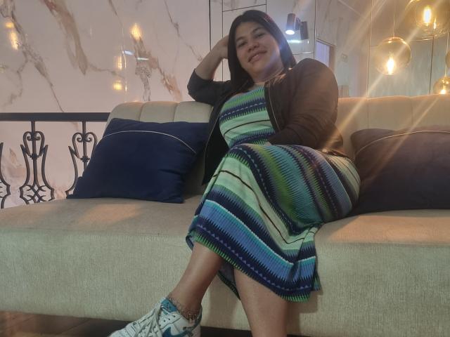 AlmaWhite - Live porn &amp; sex cam - 22340425