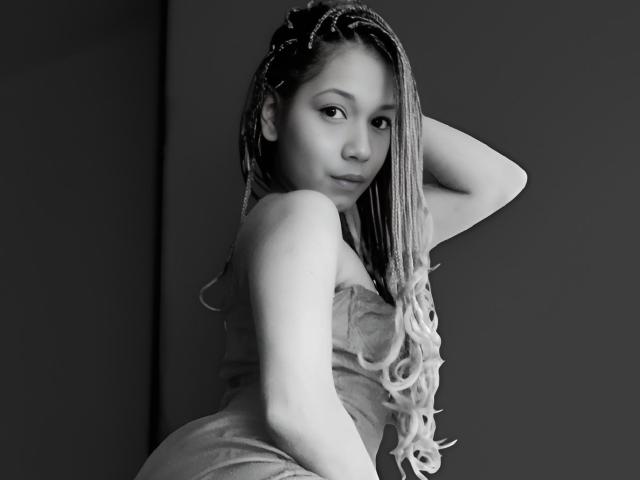 KathyaLaurent - Live porn &amp; sex cam - 22343085