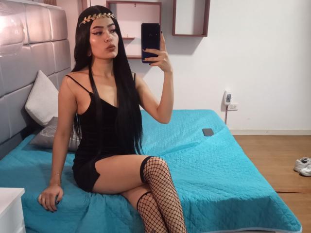 MelodyBellanova - Live porn &amp; sex cam - 22350301