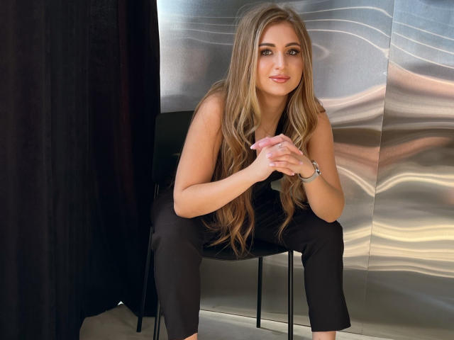 BeataAngel - Live porn &amp; sex cam - 22354401