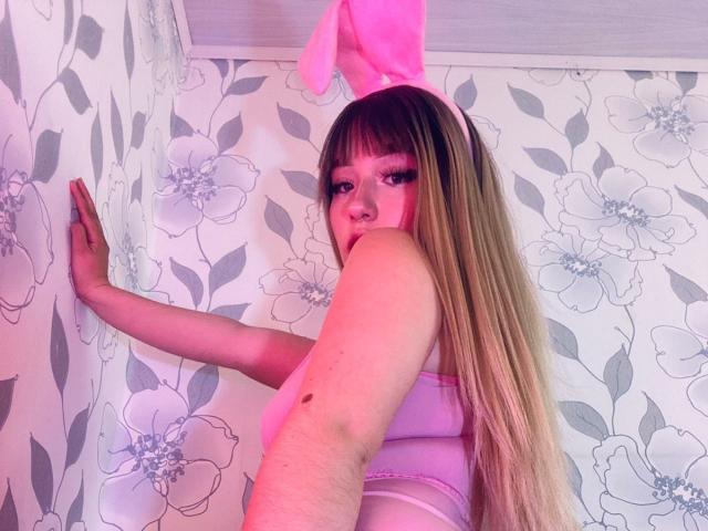 CristySanz - Live porn &amp; sex cam - 22360397