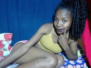 PrettyChocolat69 - Live porn &amp; sex cam - 22362009