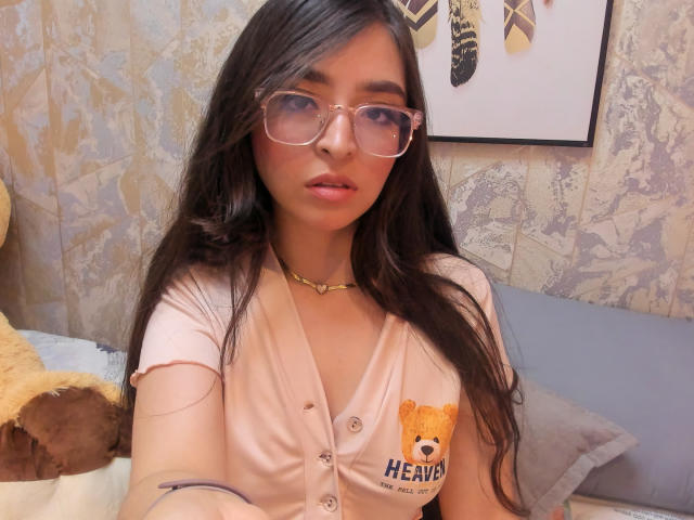 EvaMcAllister - Porno na żywo i seks kamera - 22363493