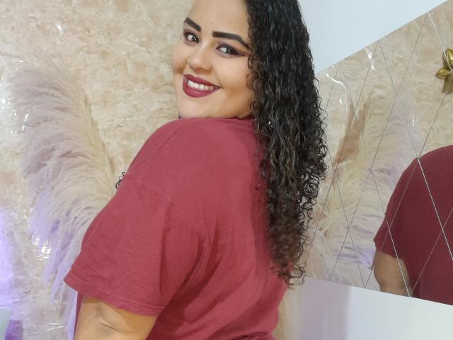 MelannieCarter - Élő pornó és szexkamera - 22363793