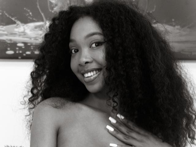 RosiaDenwood - Live porn &amp; sex cam - 22364961