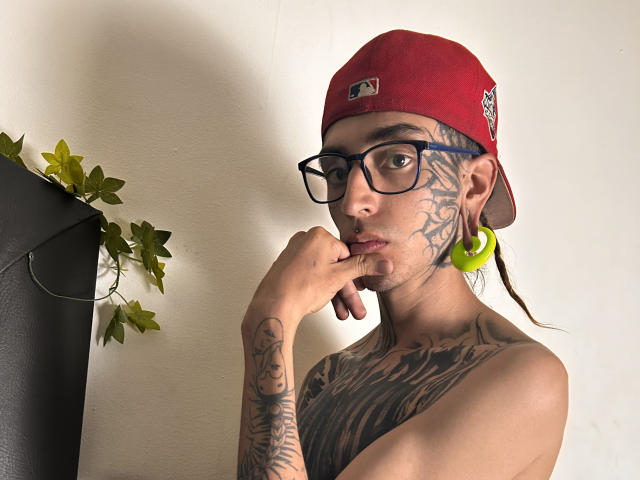 KrudasGremory - Live porn &amp; sex cam - 22367621