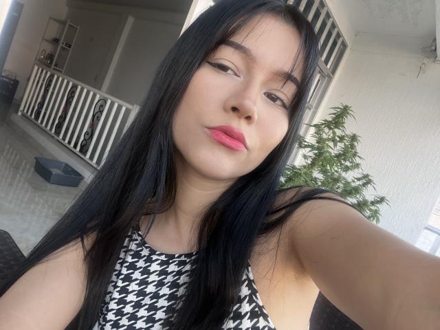 DeisyWest - ライブポルノ&amp;セックスカム - 22368421