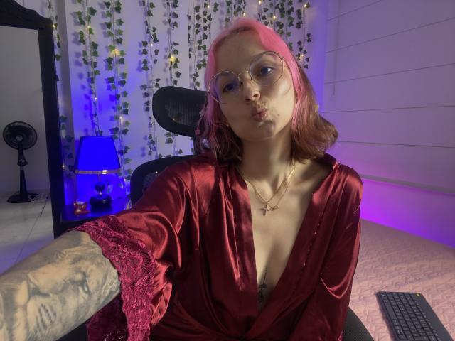 SarahRousen - Live porn &amp; sex cam - 22370105