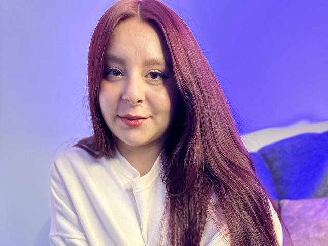 EmaJames - Live sex cam - 22370421