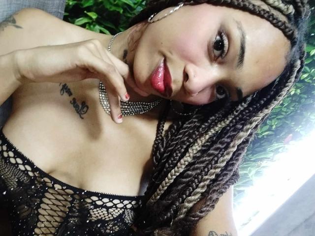 ElaHott - сексуальная веб-камера в реальном времени - 22372785