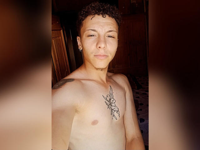 DobleHot - Sexe cam en vivo - 22374349