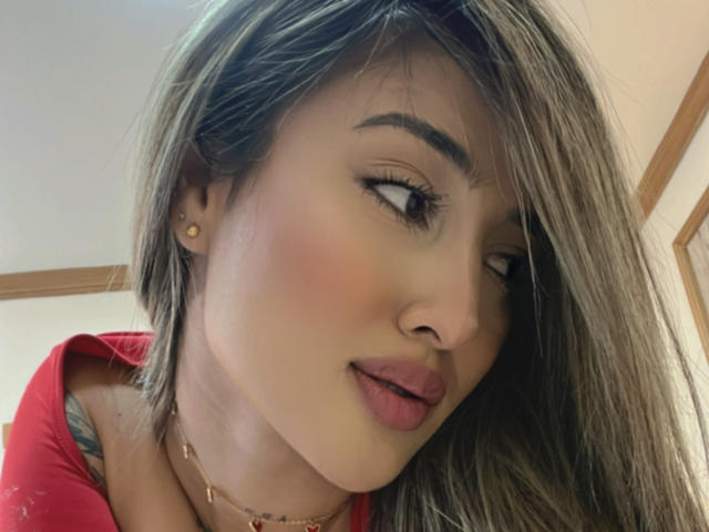 MaeCollins - Live sex cam - 22374705