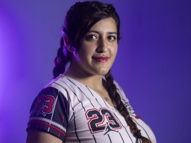 Llucianaix - сексуальная веб-камера в реальном времени - 22375109