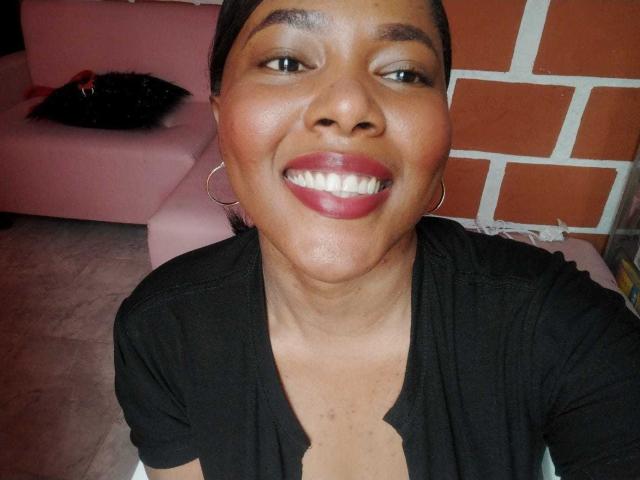 EmiraHot - Live porn &amp; sex cam - 22375201