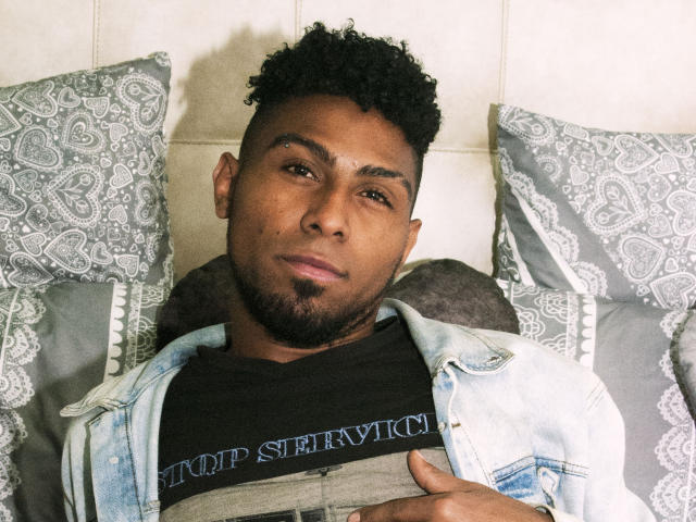 GoldieBlackblack - Sexe cam en vivo - 22375737