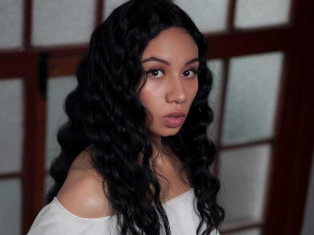 AnnieJonnes - Live porn &amp; sex cam - 22376925