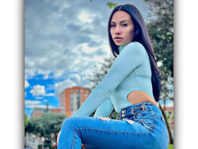 AnnieJonnes - Live porn &amp; sex cam - 22377173