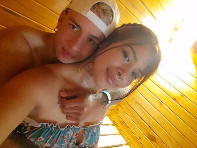 AaronEmma - Live porn &amp; sex cam - 22379425