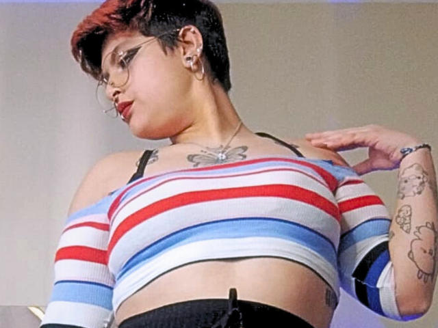 MoiSweet - Live porn &amp; sex cam - 22384713