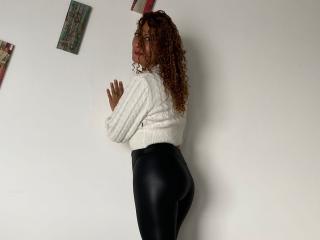 CaramellaLatina - Live porn &amp; sex cam - 22385869