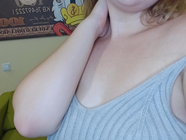 DiLaria - Live porn &amp; sex cam - 22387417