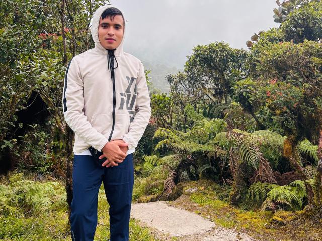 DayanWilly - Camera khiêu dâm &amp; quyến rũ trực tiếp - 22388145