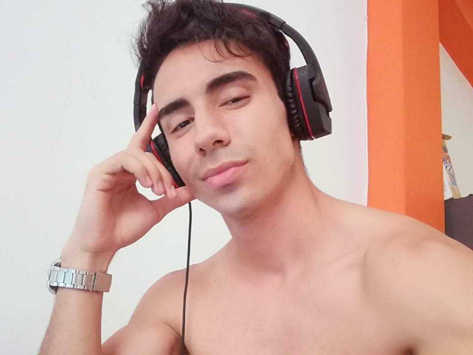 HornyZeus69 - Camera khiêu dâm &amp; quyến rũ trực tiếp - 22388517