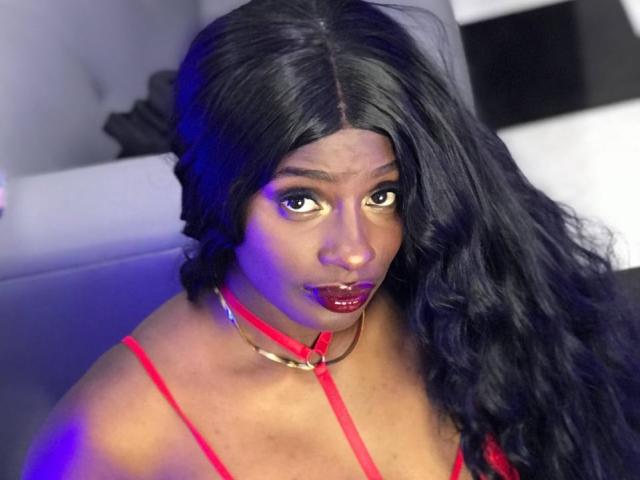 TinaxWhite - сексуальная веб-камера в реальном времени - 22390625