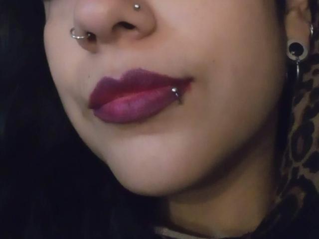 MarianneyRoger - Live sex cam - 22392413