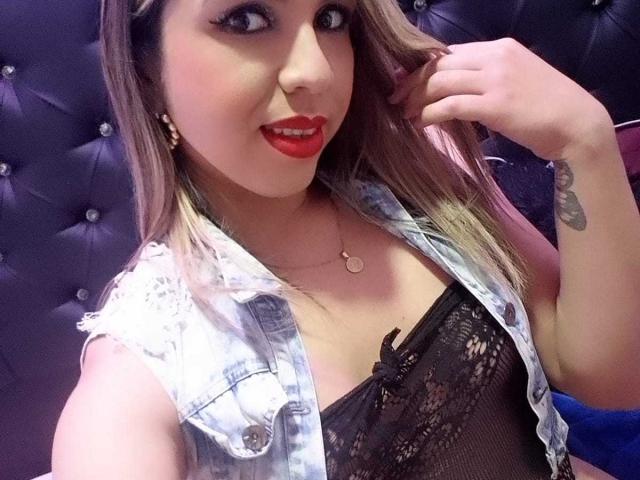 DestinySpencer69 - Live sex cam - 22394333