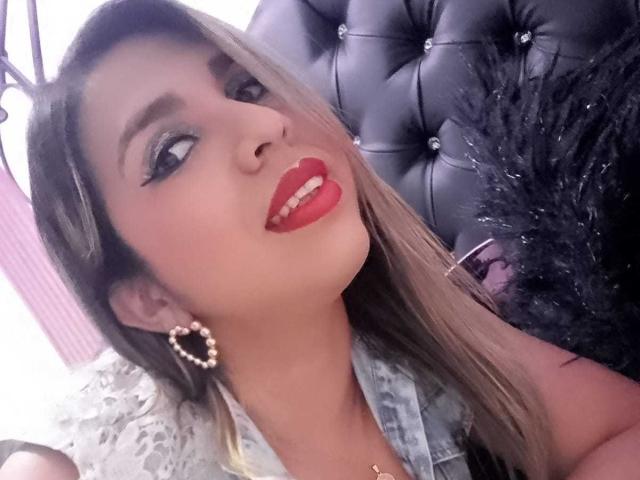 DestinySpencer69 - Live sex cam - 22394337