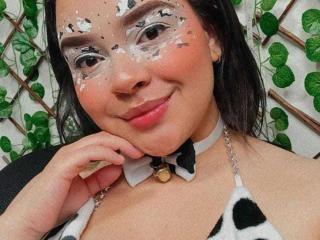 ChloeSexxy69 - Live porn &amp; sex cam - 22395109