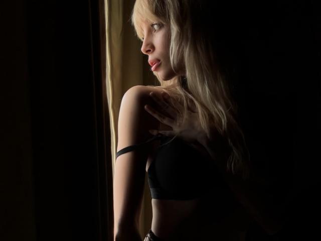 LisaMetalHoney - Sexe cam en vivo - 22395637