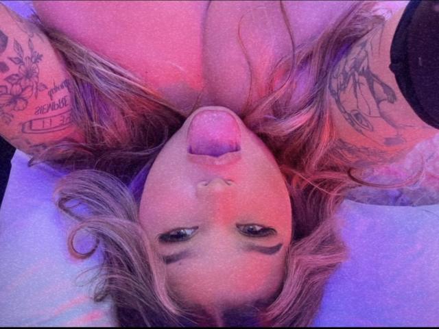 JulianaSousa - ライブポルノ&amp;セックスカム - 22396989