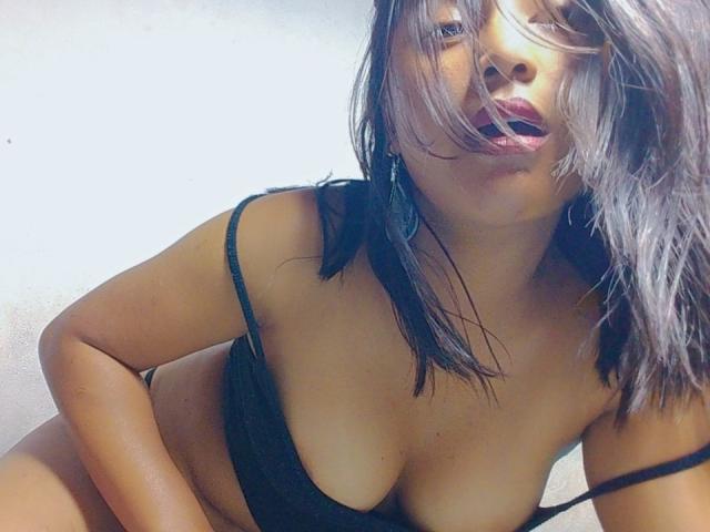 AmandaSx - Live porn &amp; sex cam - 22397753