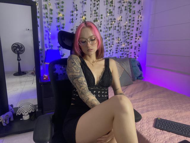 LyssaRou - Live sex cam - 22398149