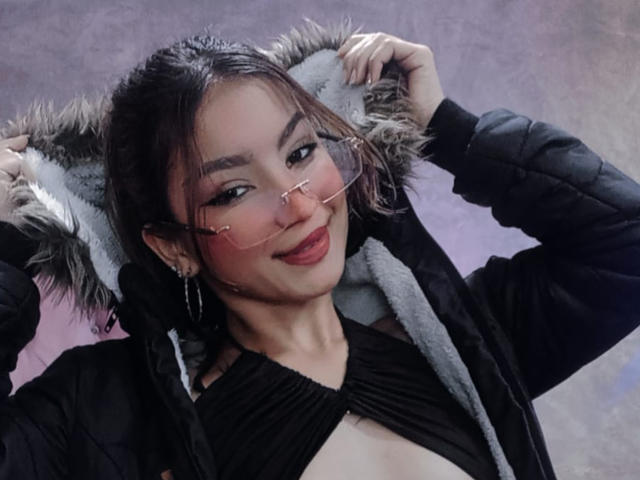 AshelyMiler - Live porn &amp; sex cam - 22401793