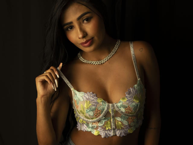 KendallSmithy - Live sexe cam - 22402465