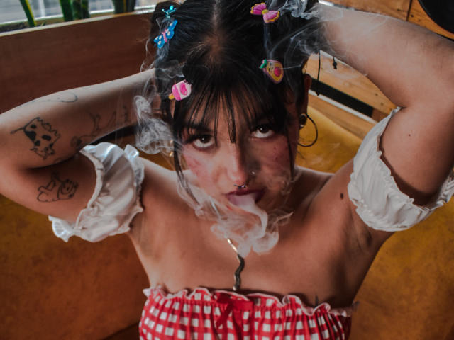 LaraAhB - сексуальная веб-камера в реальном времени - 22402477