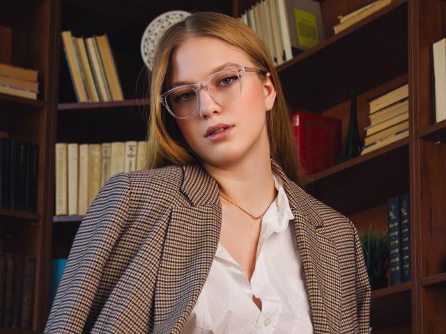 AgataDay - Porno na żywo i seks kamera - 22408357