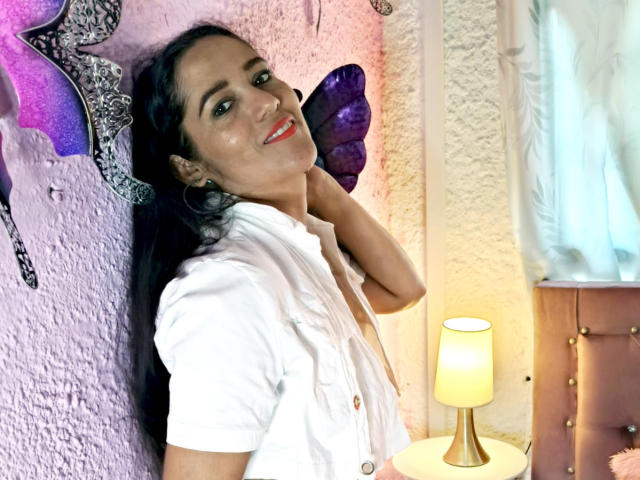 FoxyNataliaCortez - сексуальная веб-камера в реальном времени - 22409109