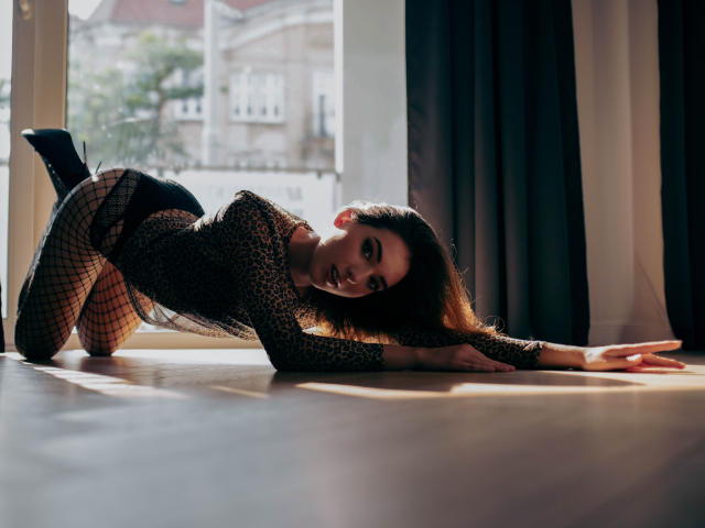 KissMegan - Live porn &amp; sex cam - 22409177