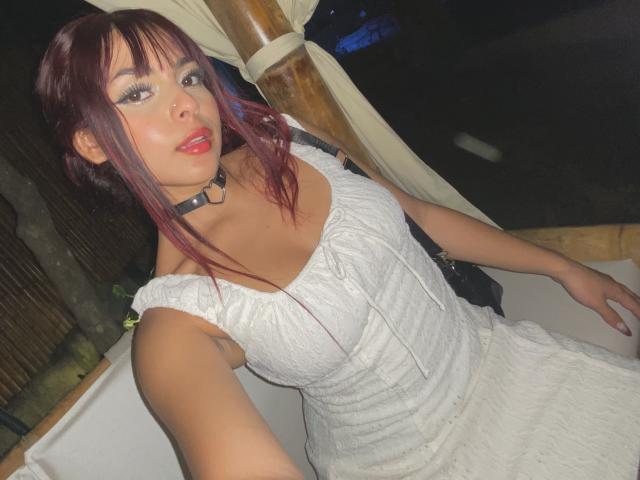 AlySnow - Live porn &amp; sex cam - 22411613