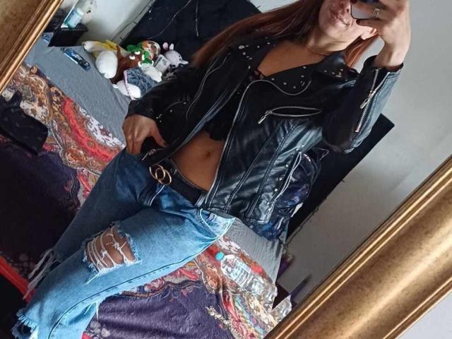 PamelaRaven - Live porn &amp; sex cam - 22413585