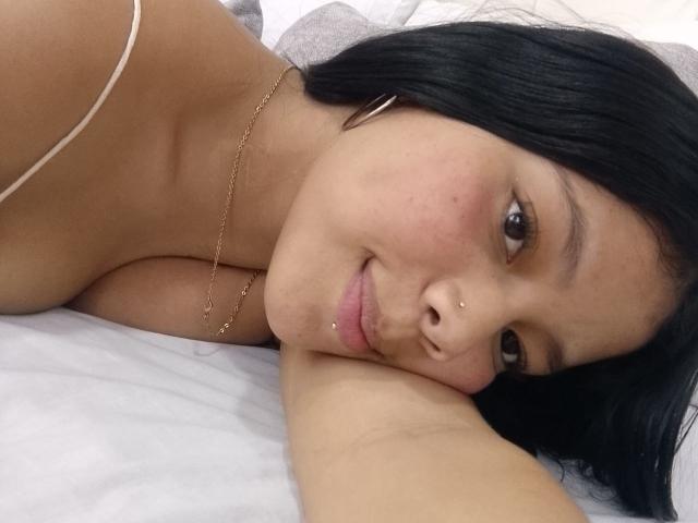 SalmaVitori - сексуальная веб-камера в реальном времени - 22413693