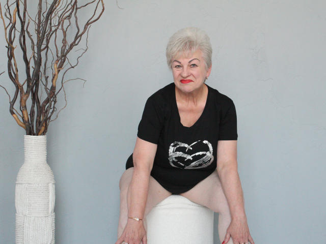 KayleSmoll - Live porn &amp; sex cam - 22414489