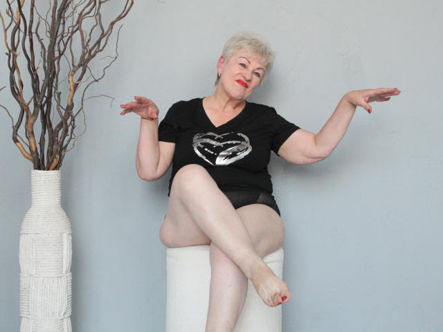 KayleSmoll - Camera khiêu dâm &amp; quyến rũ trực tiếp - 22414517