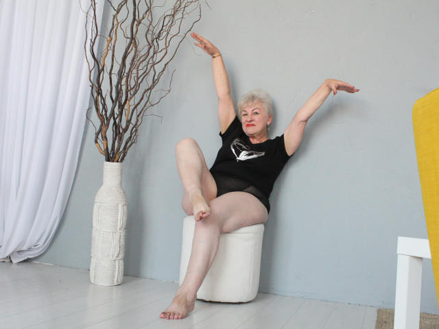 KayleSmoll - Camera khiêu dâm &amp; quyến rũ trực tiếp - 22414541